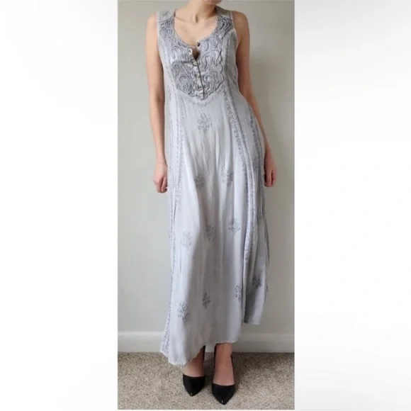 Vintage Embroidered Ice Blue Renaissance/ Fairy Dress - Picture 3 of 11